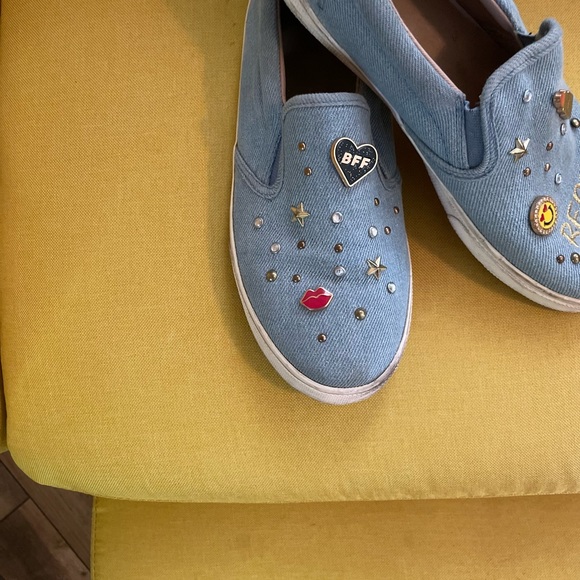 Got charms? 👀 - Picture 2 of 5